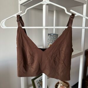 True & Co Women's True Body Triangle Convertible Strap Bra M